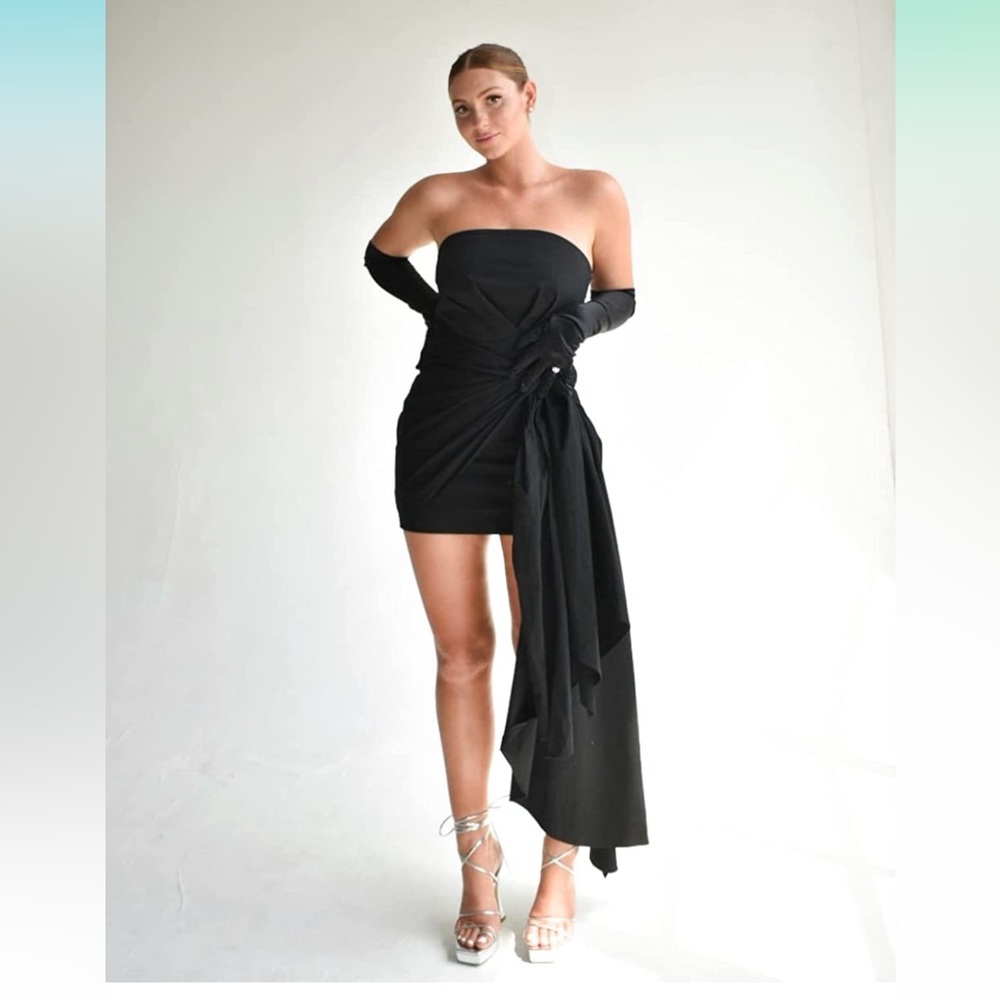 Women's Black Side Bow Mini Dress by @carolinecrawfordpatterson Size M